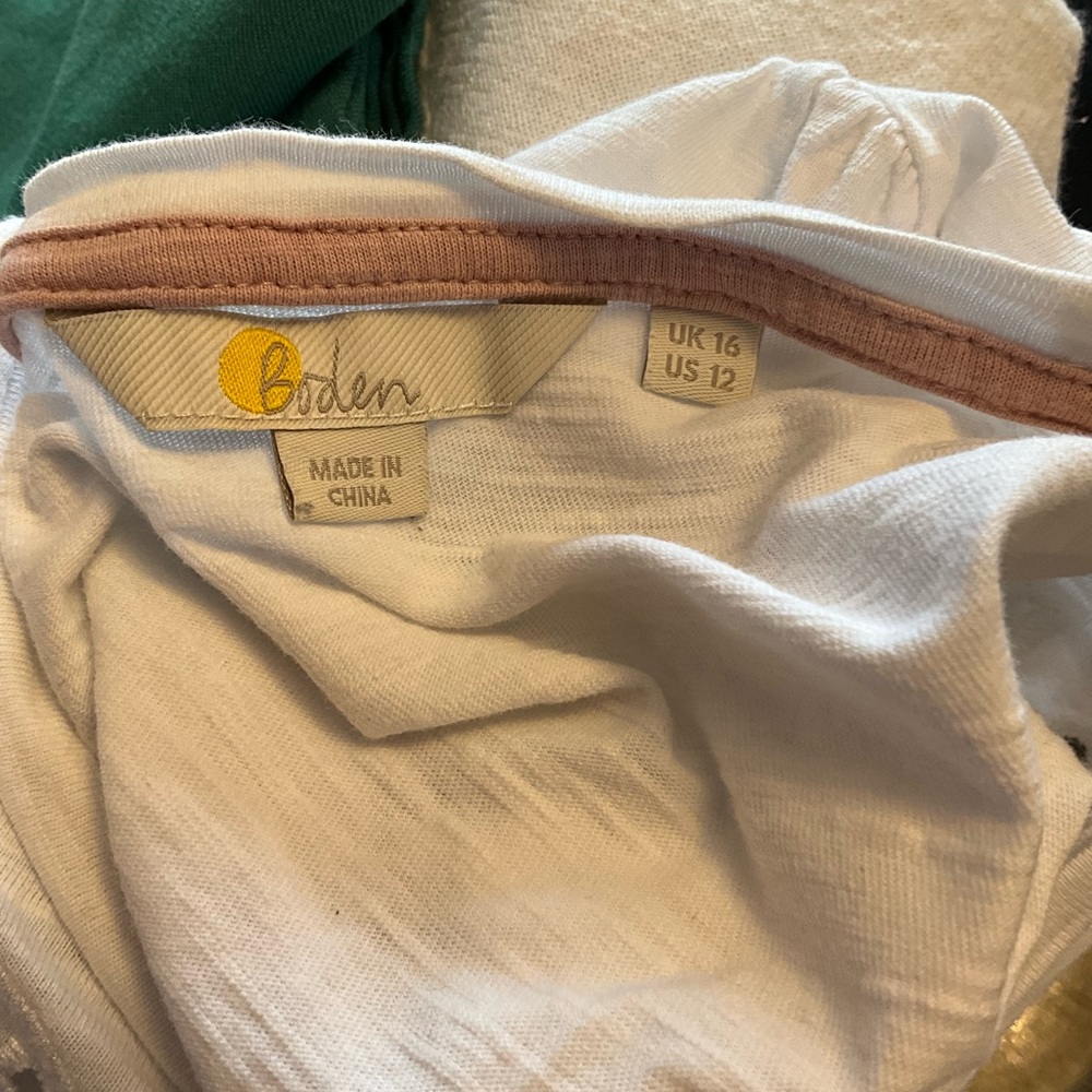 Boden White Floral Cutout Long Sleeve Top - Picture 4 of 4